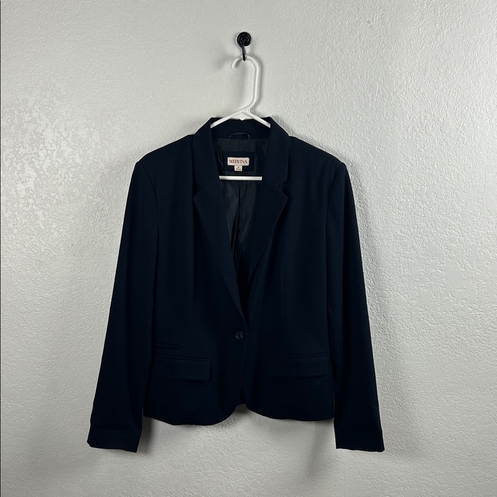 Women’s Sz 12 MERONA Navy Button Blazer Jacket Pockets Padded Shoulders Stretch
